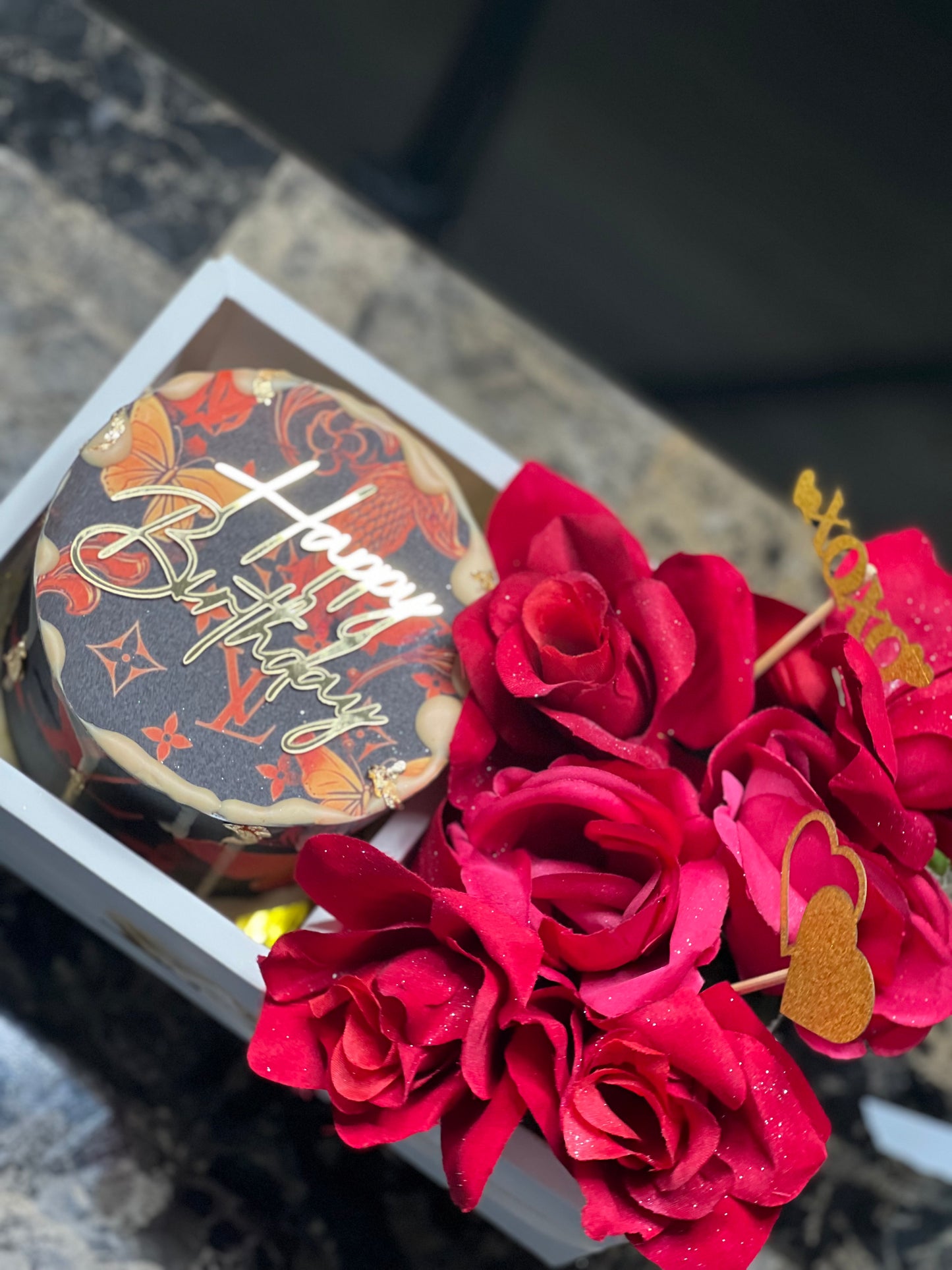 The Rose Luxe Cake Box